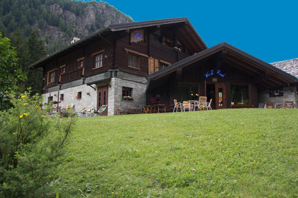 Hotel California Champoluc Ngoại thất bức ảnh